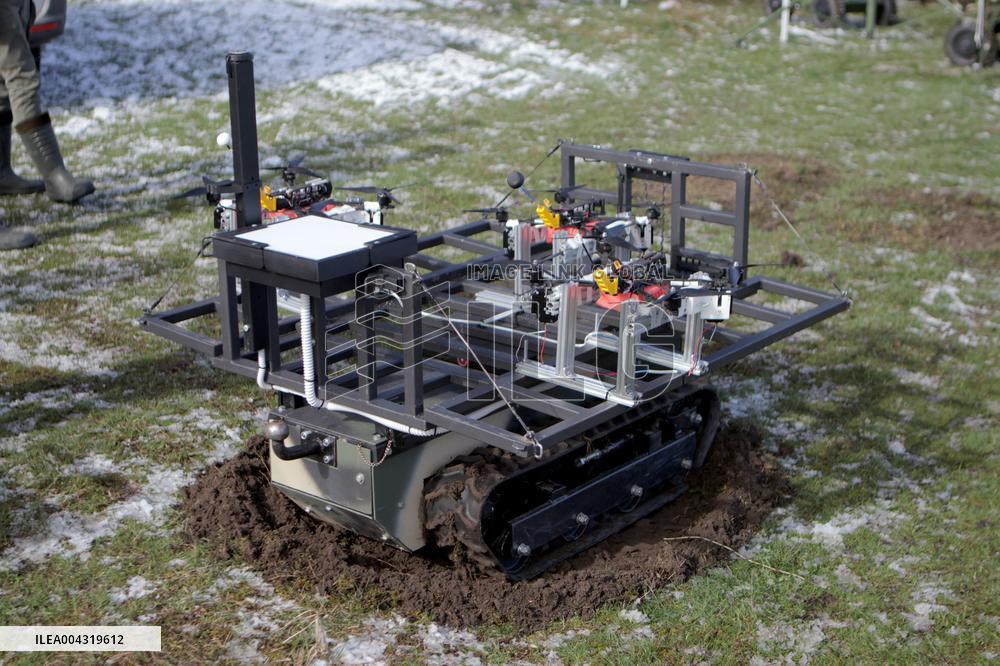 Large-scale trials of ground-based robots by Brave1 Cluster in Kyiv regionLarge-scale trials of ground-based robots by Brave1 Cl