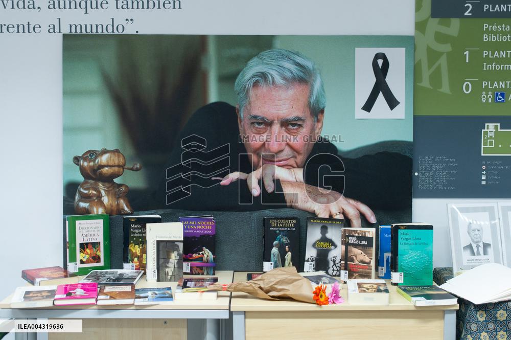 Condolences Book for Mario Vargas Llosa in Madrid Library