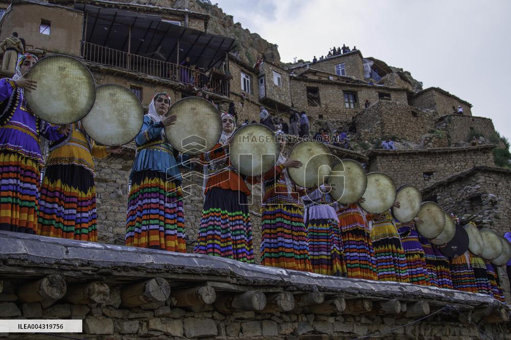 Kurdish Women Celebrate Hezar-Daf Festival - Iran