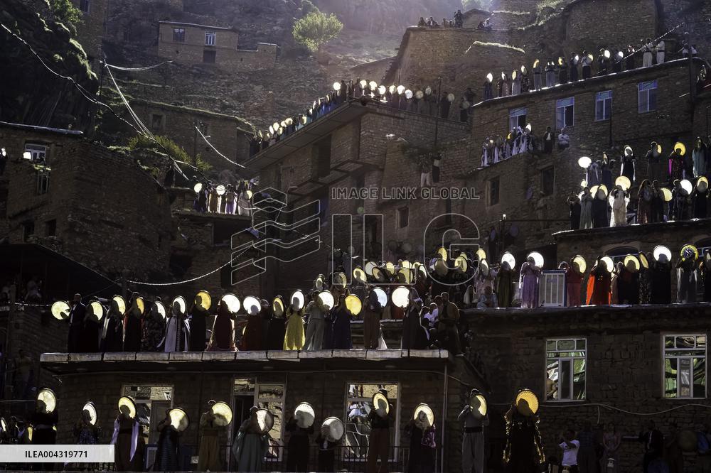 Kurdish Women Celebrate Hezar-Daf Festival - Iran