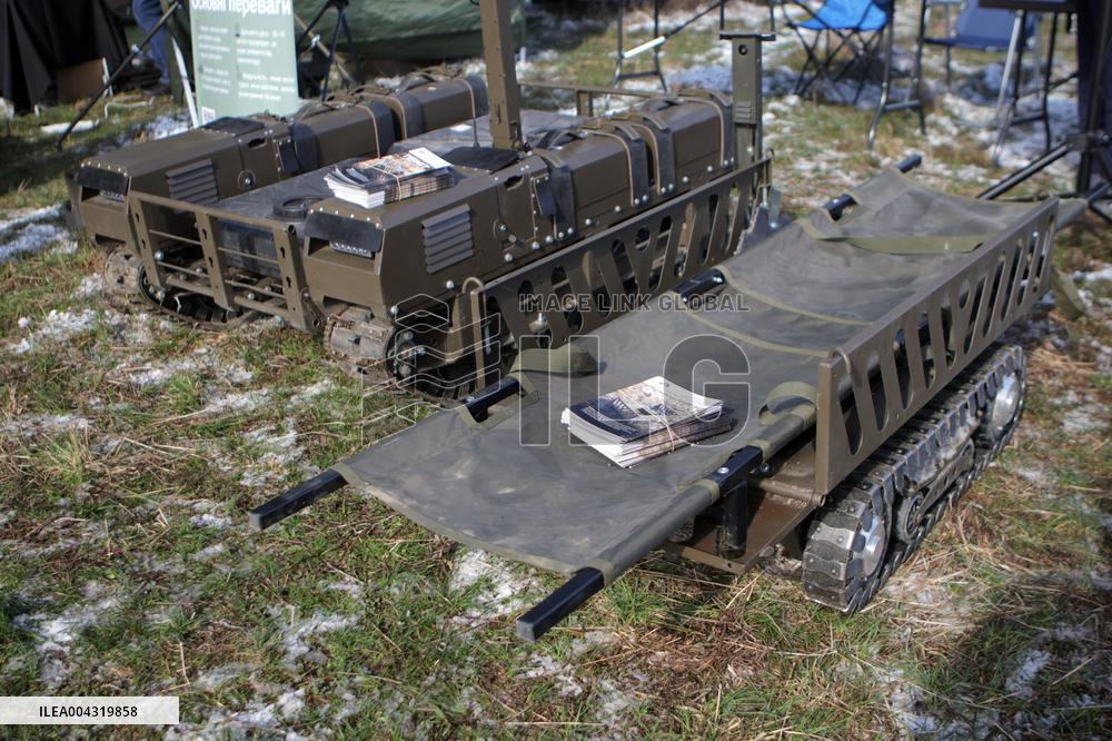 Large-scale trials of ground-based robots by Brave1 Cluster in Kyiv regionLarge-scale trials of ground-based robots by Brave1 Cl