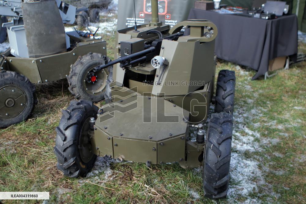 Large-scale trials of ground-based robots by Brave1 Cluster in Kyiv regionLarge-scale trials of ground-based robots by Brave1 Cl