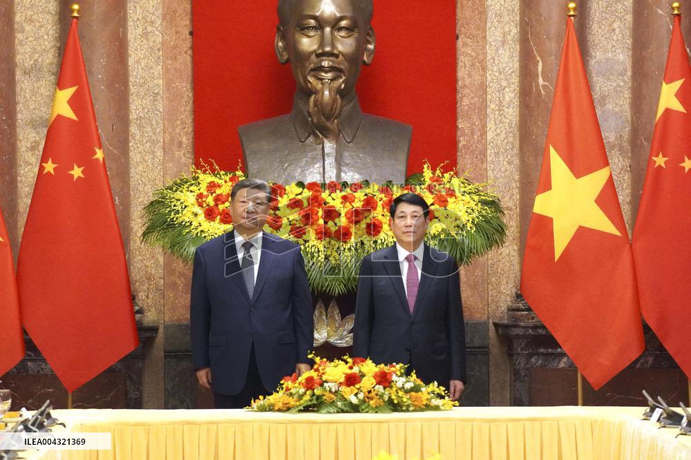 China-Vietnam summit in Hanoi