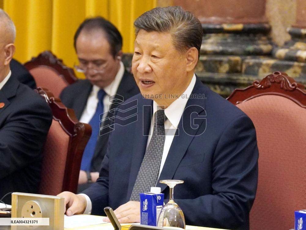 China-Vietnam summit in Hanoi