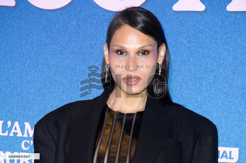 L Amour C est Surcote Premiere