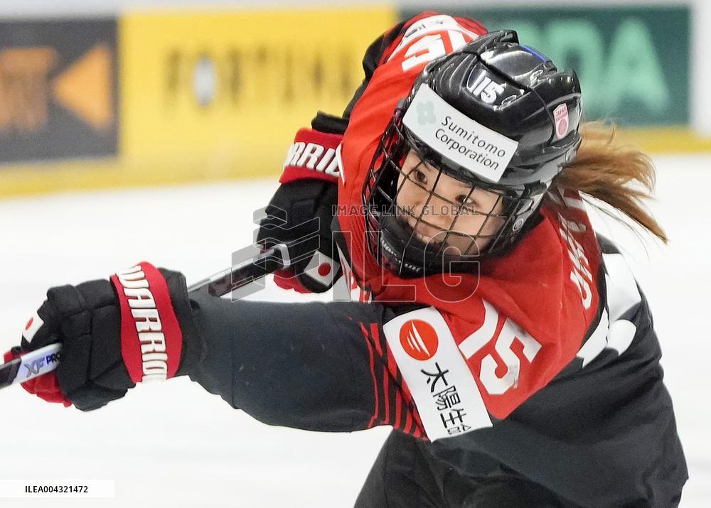 Ice hockey: Women's world championship