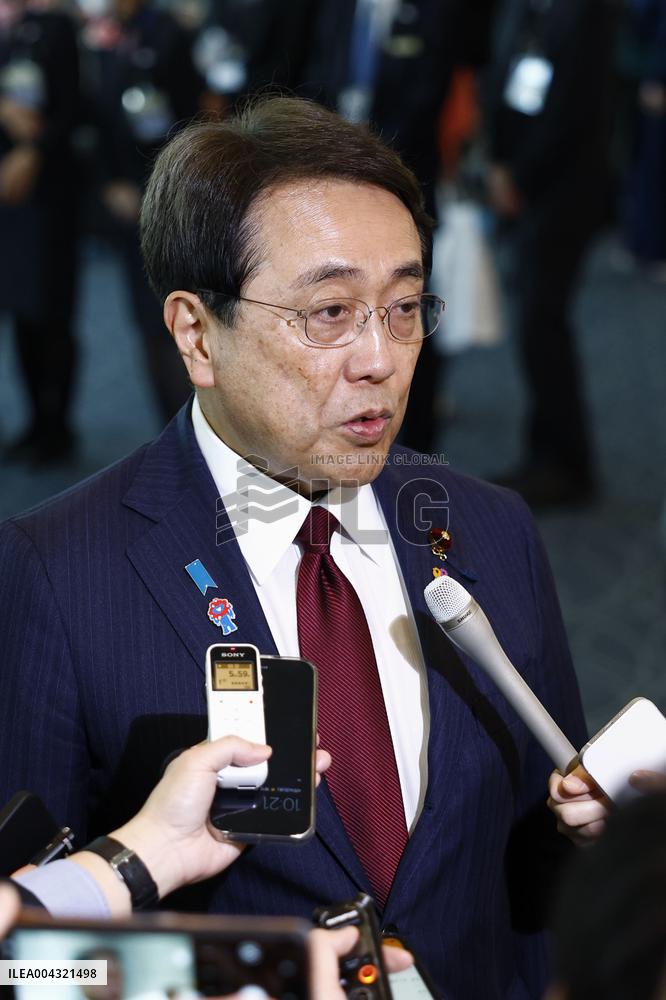 Japan tariff negotiator Akazawa
