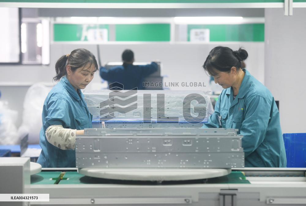 2025 Q1 China GDP Grow By 5.4%