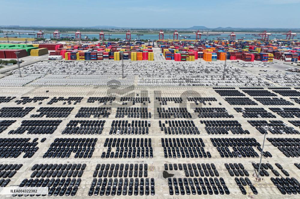US Tariffs on Goods From China at 245%
