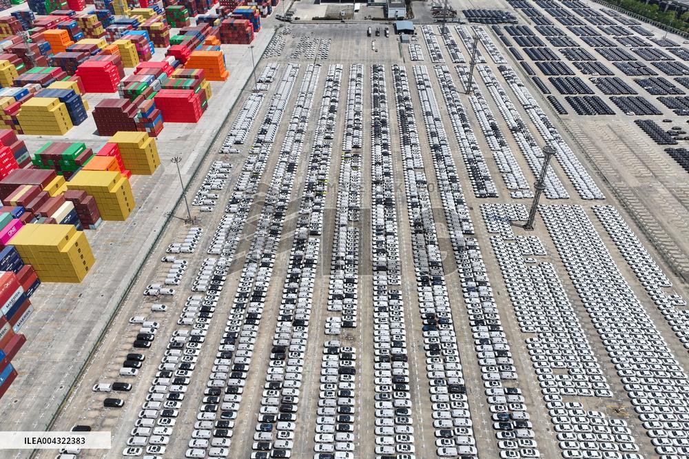 US Tariffs on Goods From China at 245%