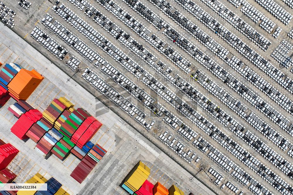 US Tariffs on Goods From China at 245%