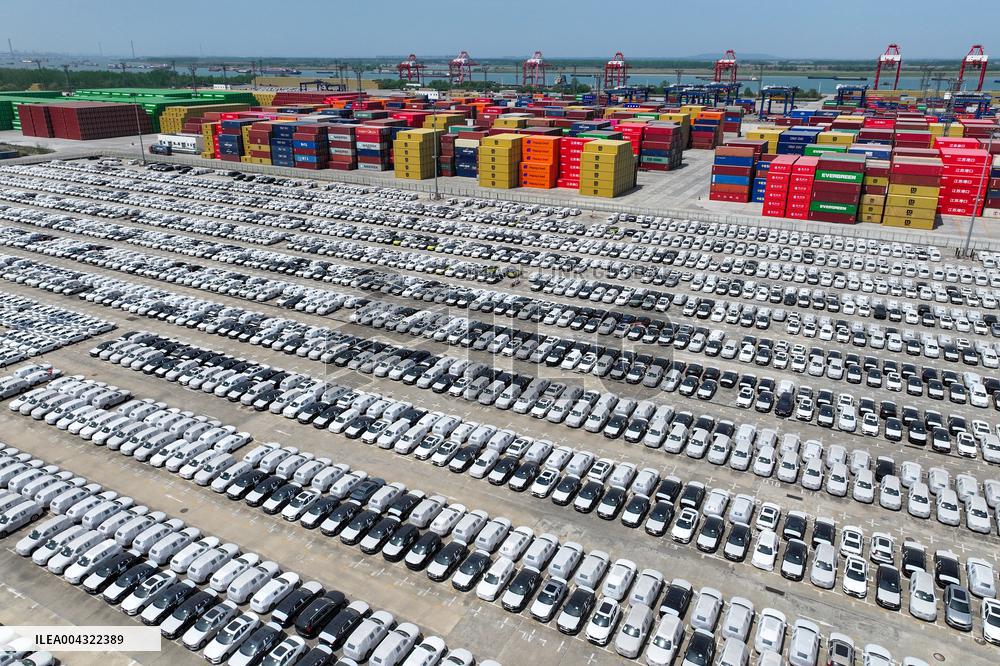 US Tariffs on Goods From China at 245%