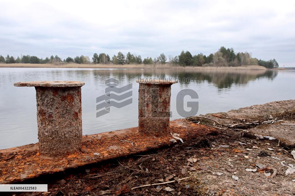 Prypiat River Station