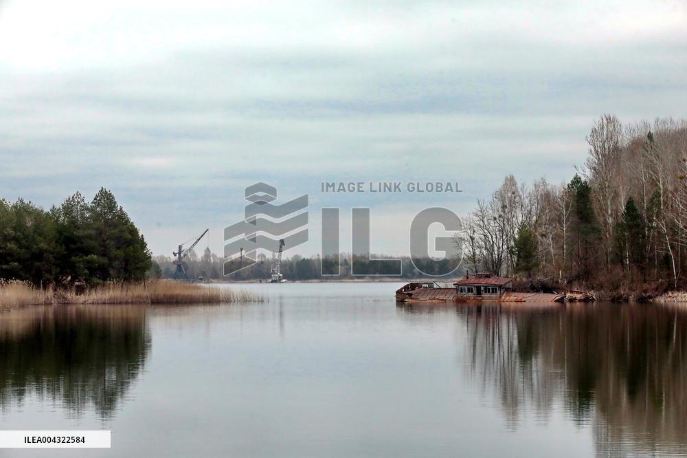 Prypiat River Station