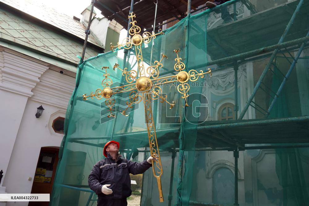 Blessing and installation of cross at Trinity Gate Church in Kyiv