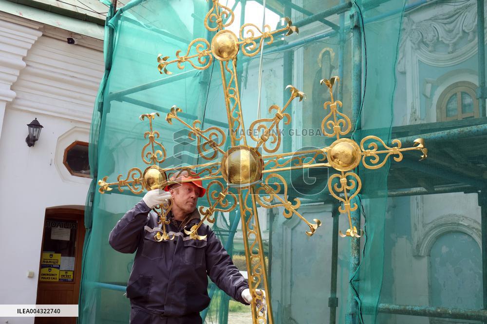 Blessing and installation of cross at Trinity Gate Church in Kyiv