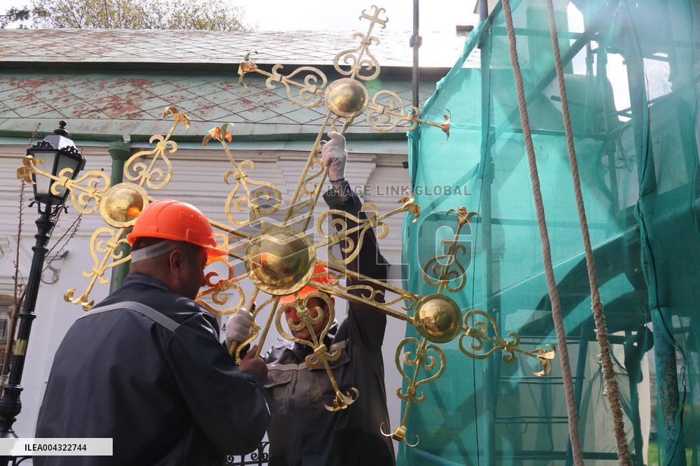 Blessing and installation of cross at Trinity Gate Church in Kyiv
