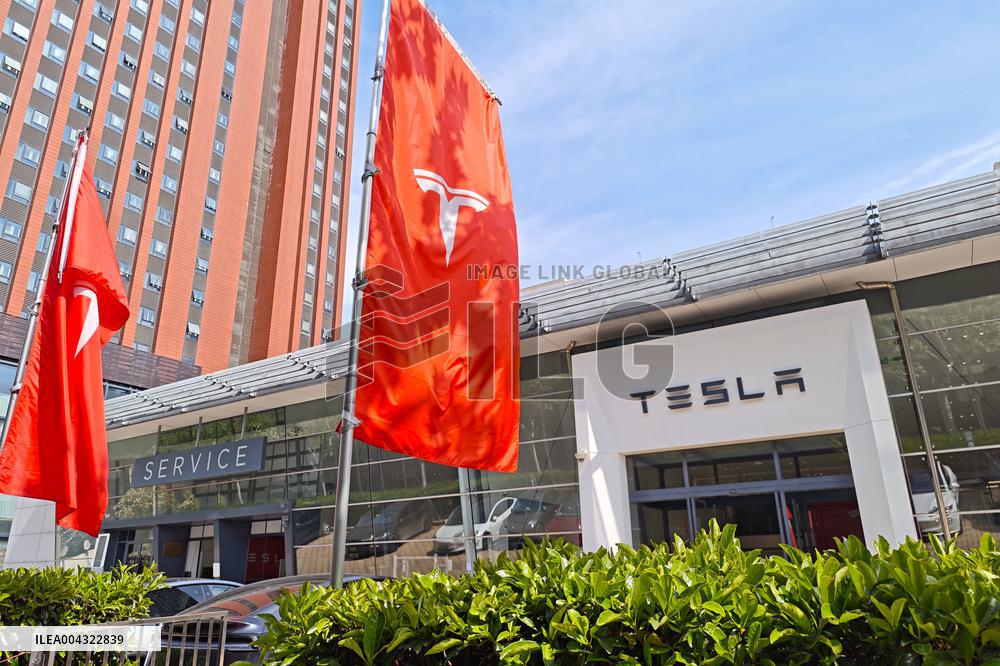 Tesla Center in Shanghai