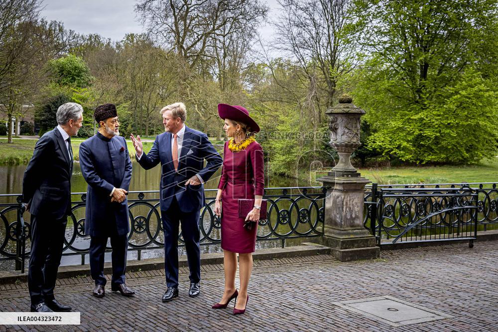 Dutch Royals at Government Lunch for Sultan of Oman - Netherlands