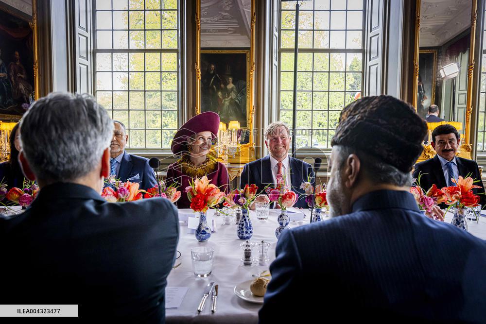 Dutch Royals at Government Lunch for Sultan of Oman - Netherlands