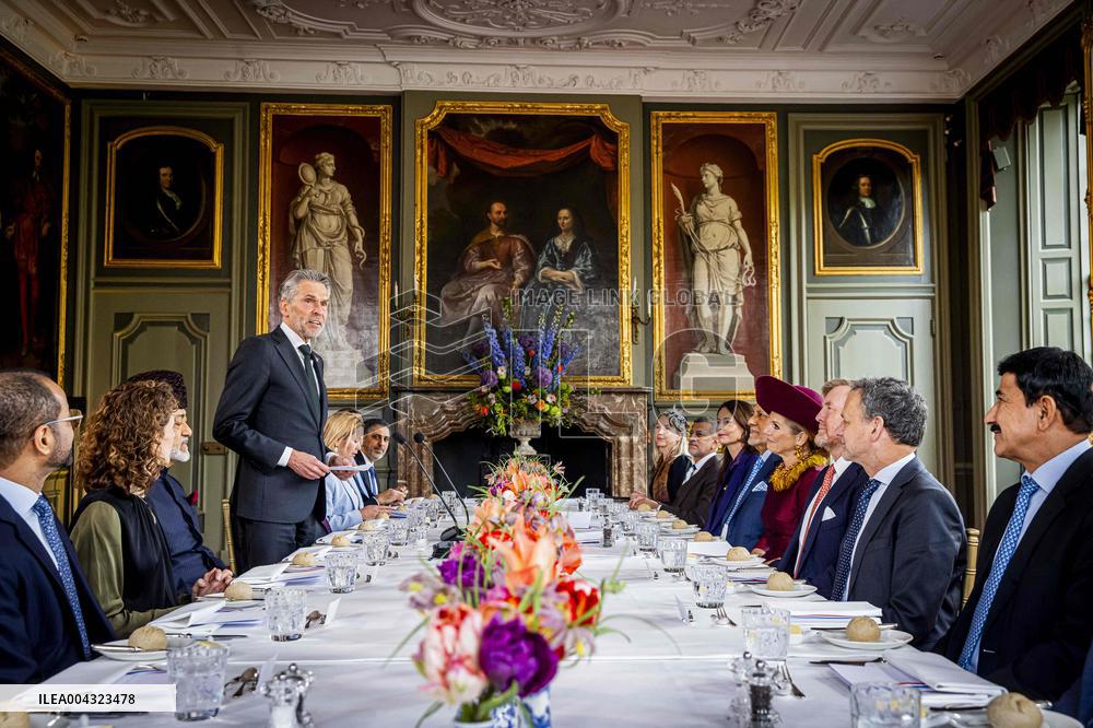 Dutch Royals at Government Lunch for Sultan of Oman - Netherlands