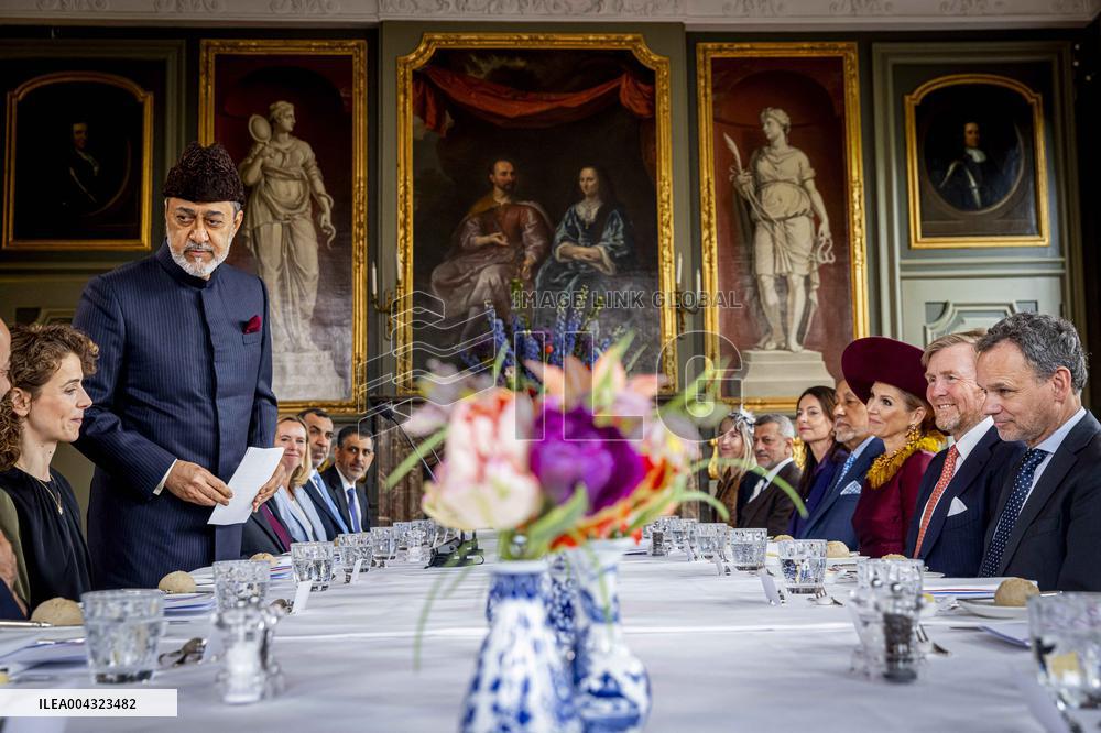Dutch Royals at Government Lunch for Sultan of Oman - Netherlands