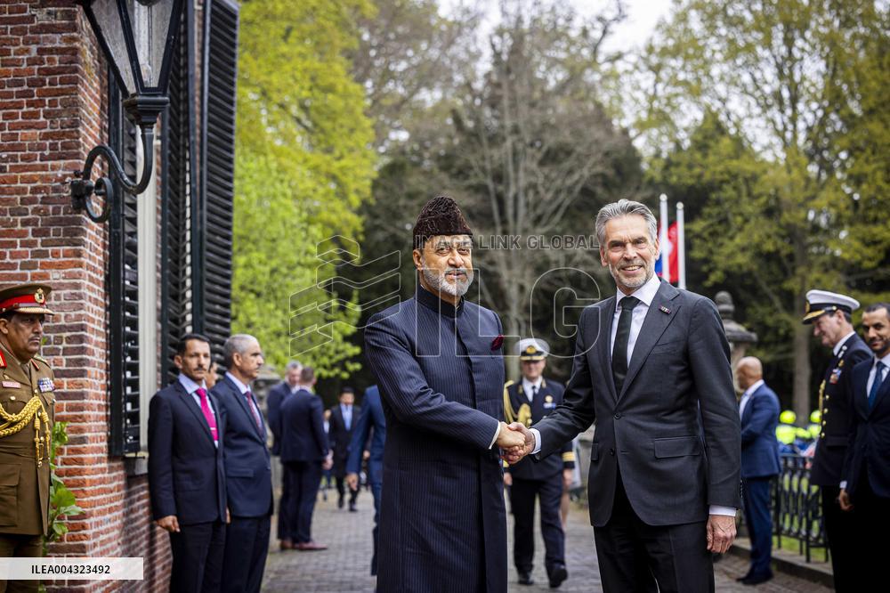 Dutch Royals at Government Lunch for Sultan of Oman - Netherlands
