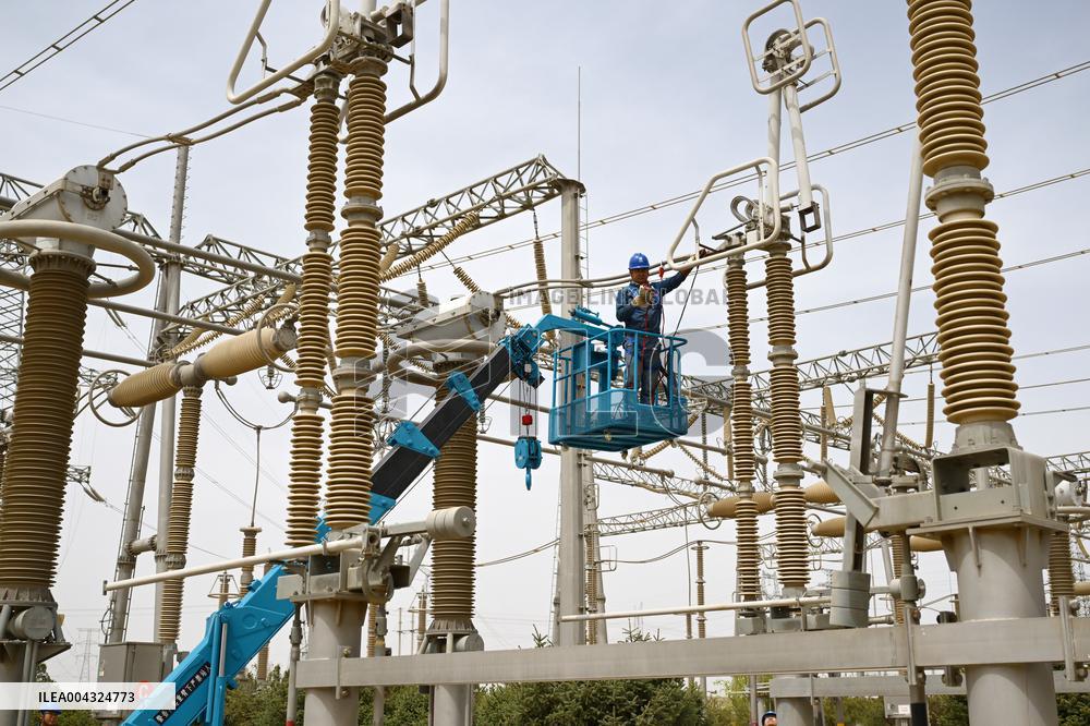 Power Grid Maintenance