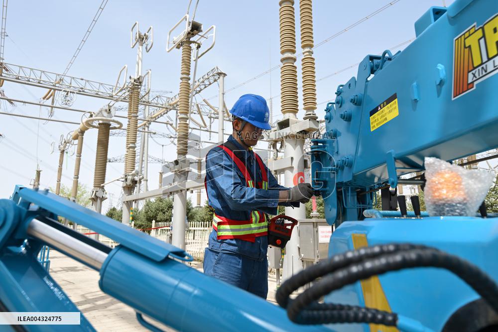 Power Grid Maintenance