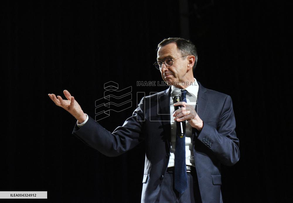 Bruno Retailleau At A Meeting - Rosny Sous Bois