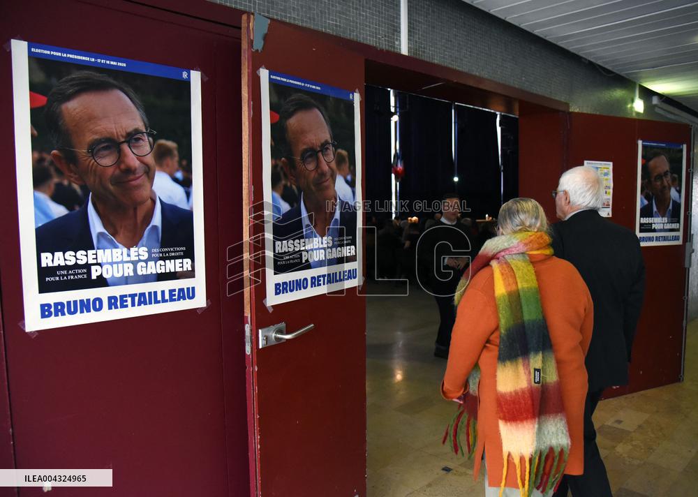 Bruno Retailleau At A Meeting - Rosny Sous Bois