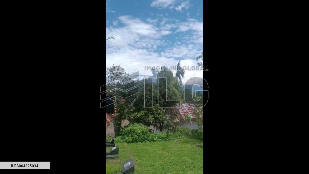 Indonesia: Mount Marapi in West Sumatra Erupts, Spews Volcanic Ash