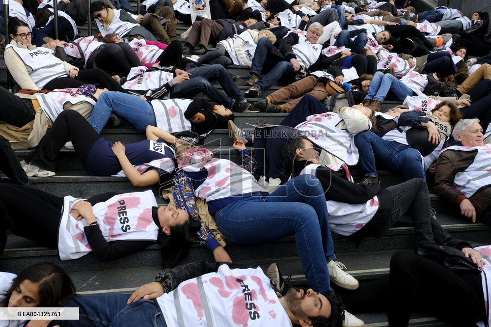 French Journalists In Support Of Palestinian Journalists Killed In Gaza - Paris
