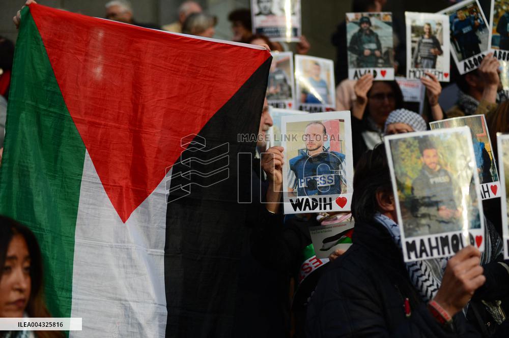 French Journalists In Support Of Palestinian Journalists Killed In Gaza - Paris