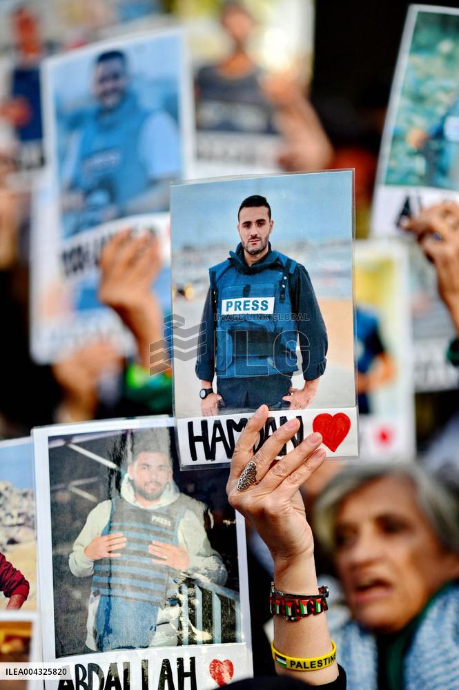 French Journalists In Support Of Palestinian Journalists Killed In Gaza - Paris