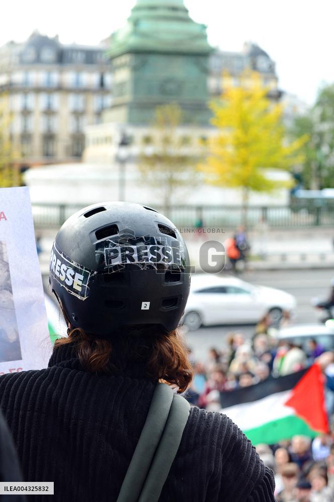 French Journalists In Support Of Palestinian Journalists Killed In Gaza - Paris
