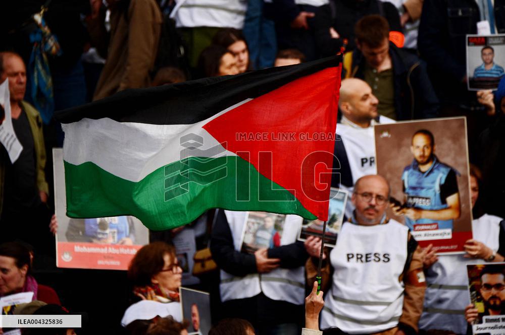 French Journalists In Support Of Palestinian Journalists Killed In Gaza - Paris