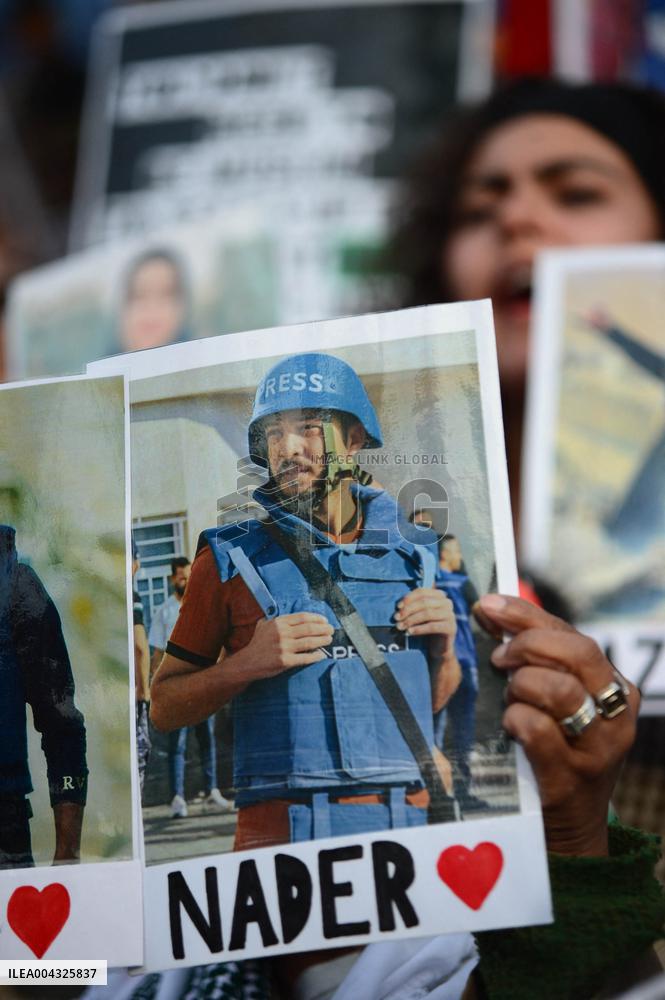 French Journalists In Support Of Palestinian Journalists Killed In Gaza - Paris