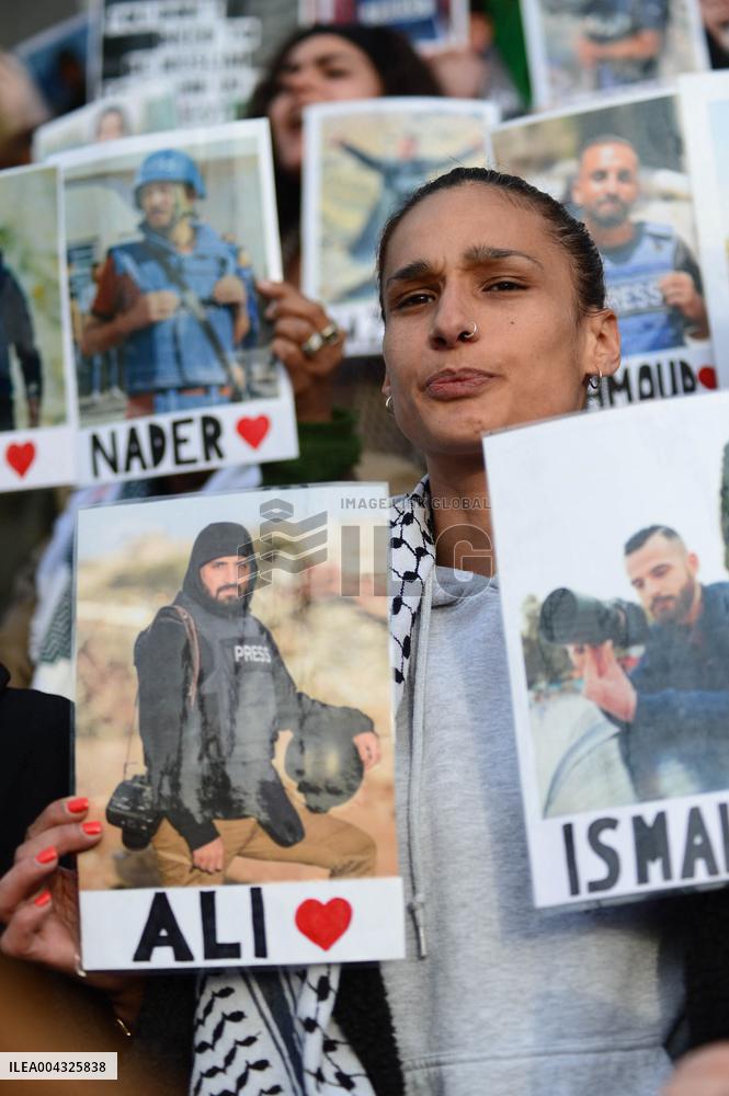 French Journalists In Support Of Palestinian Journalists Killed In Gaza - Paris