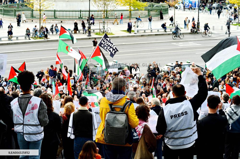 French Journalists In Support Of Palestinian Journalists Killed In Gaza - Paris