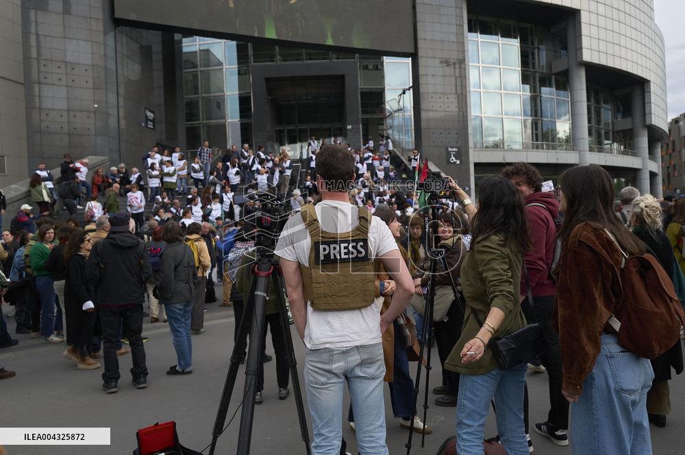 French Journalists In Support Of Palestinian Journalists Killed In Gaza - Paris
