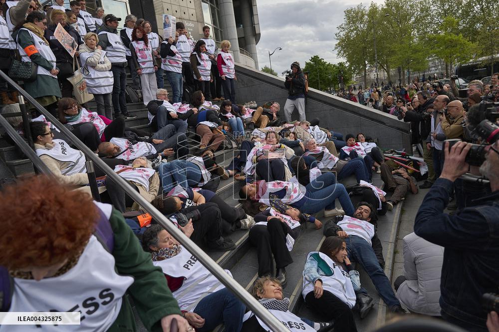 French Journalists In Support Of Palestinian Journalists Killed In Gaza - Paris