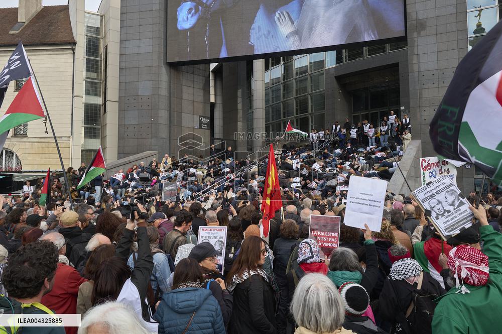 French Journalists In Support Of Palestinian Journalists Killed In Gaza - Paris