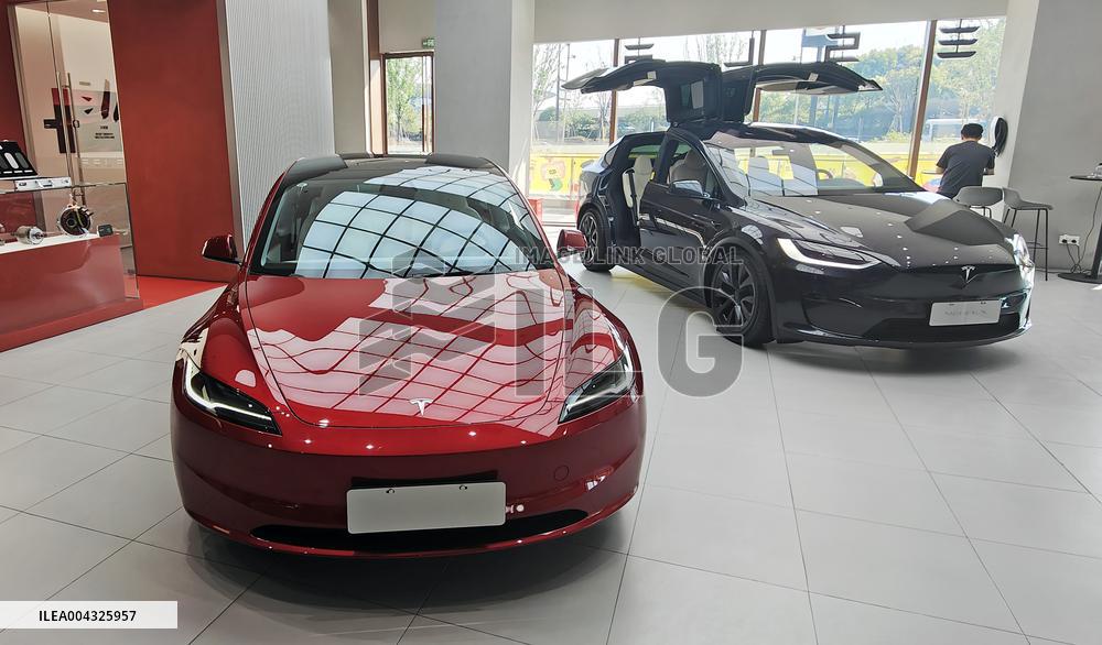 Tesla Transforms Into An AI Technology Company
?