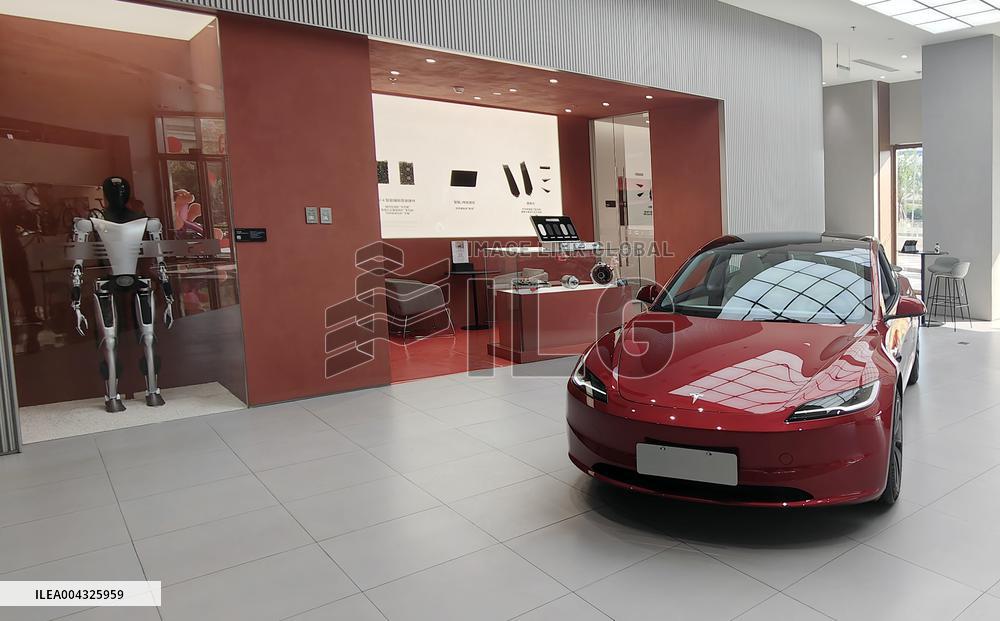 Tesla Transforms Into An AI Technology Company
?