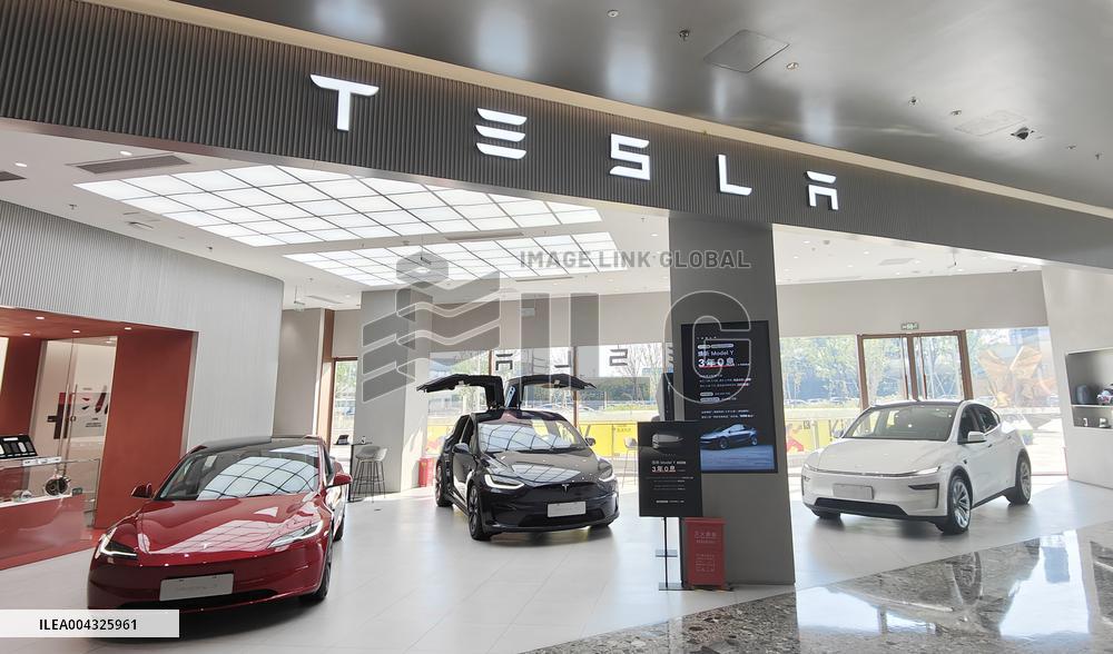 Tesla Transforms Into An AI Technology Company
?