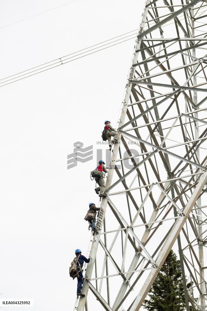 Ultra-high Voltage Transmission Lines