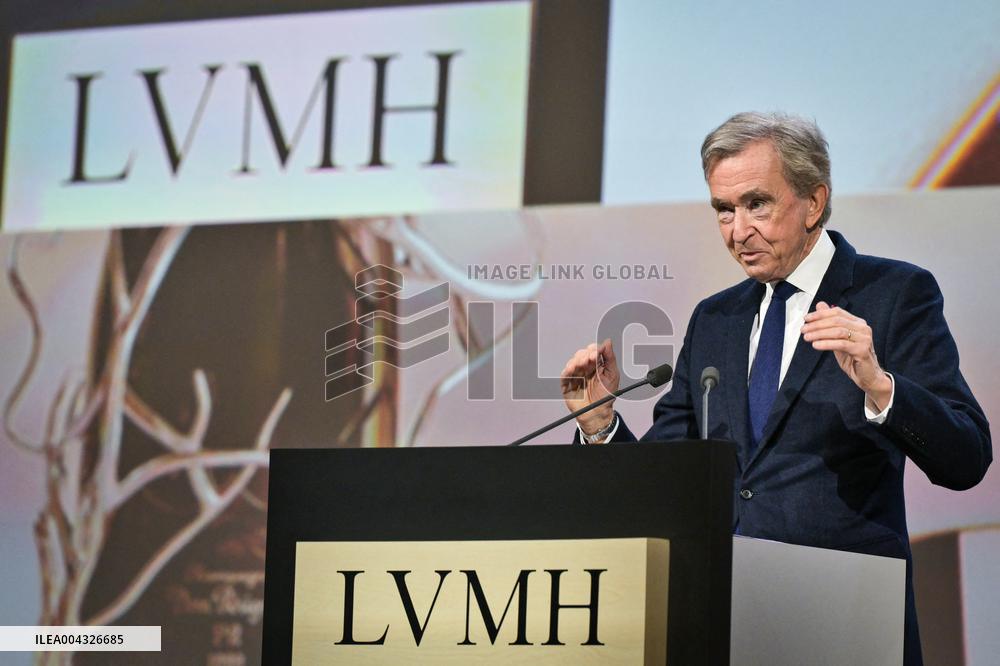 General meeting of LVMH in Paris - FA