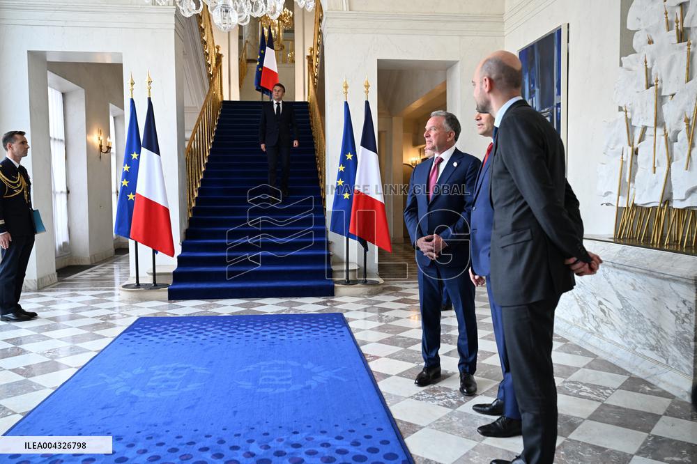 Macron and US Officials Discuss Ukraine Ceasefire in Paris