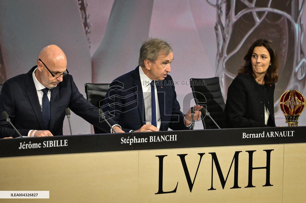 General meeting of LVMH in Paris - FA